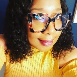 Meet your Posher, Pamala